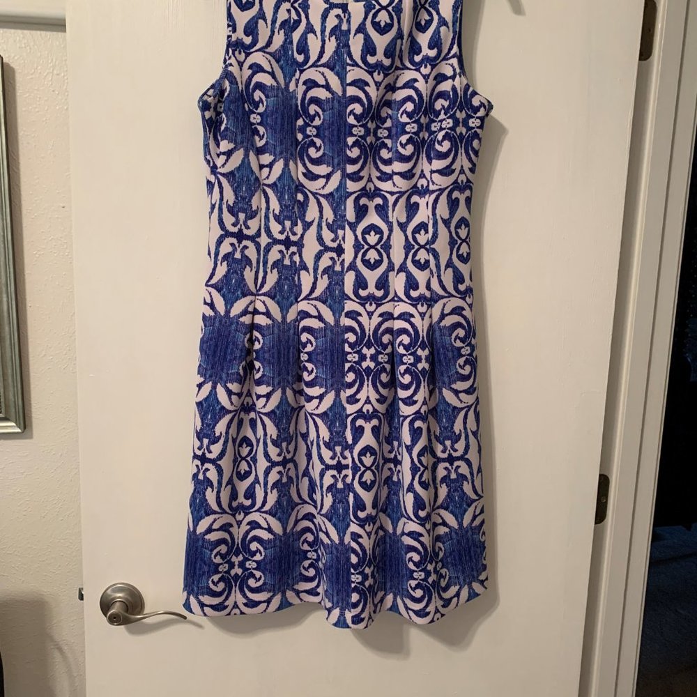 Print sleeveless dress
